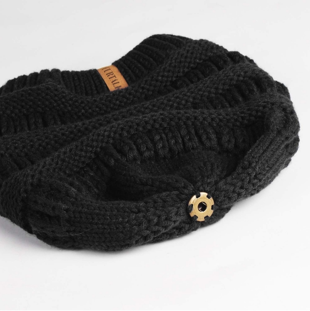 Slouchy fur pom hat - Picture 5 of 8
